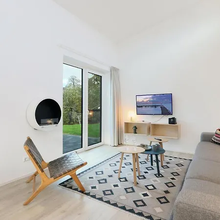 Stunning In Lembruch-duemmer With Sauna * Lembruch