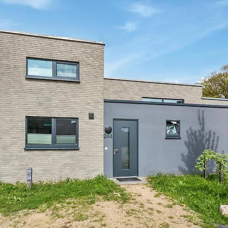 Stunning In Lembruch-duemmer With Sauna Lembruch